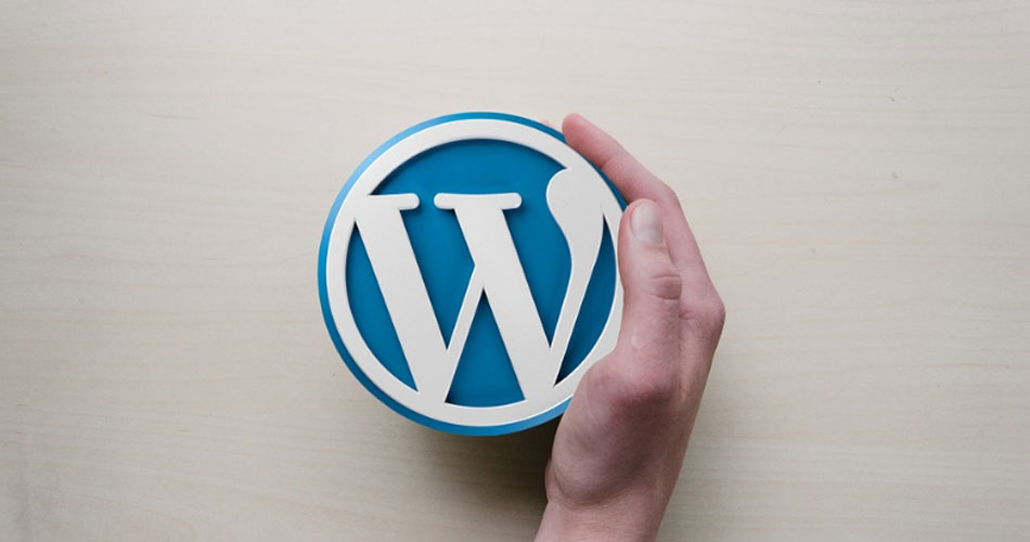 پشتیبان‌گیری منظم و بازیابی اطلاعات